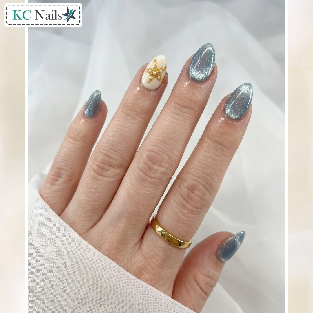 Nail colours